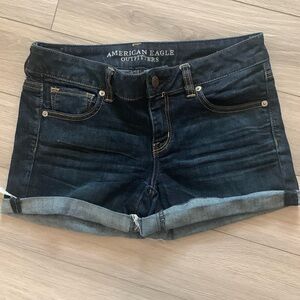 American Eagle size 10 shorts cuff up navy stretch